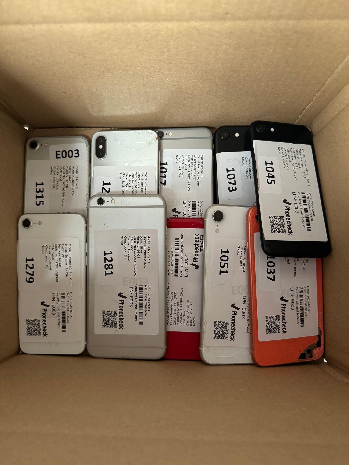 Lost Property Box of 10 iPhones - Variety of Models